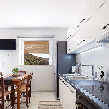 House Verg, Heavenly Escape Up To 4 Guests! Nyaraló *