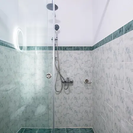 House Verg, Heavenly Escape Up To 4 Guests!